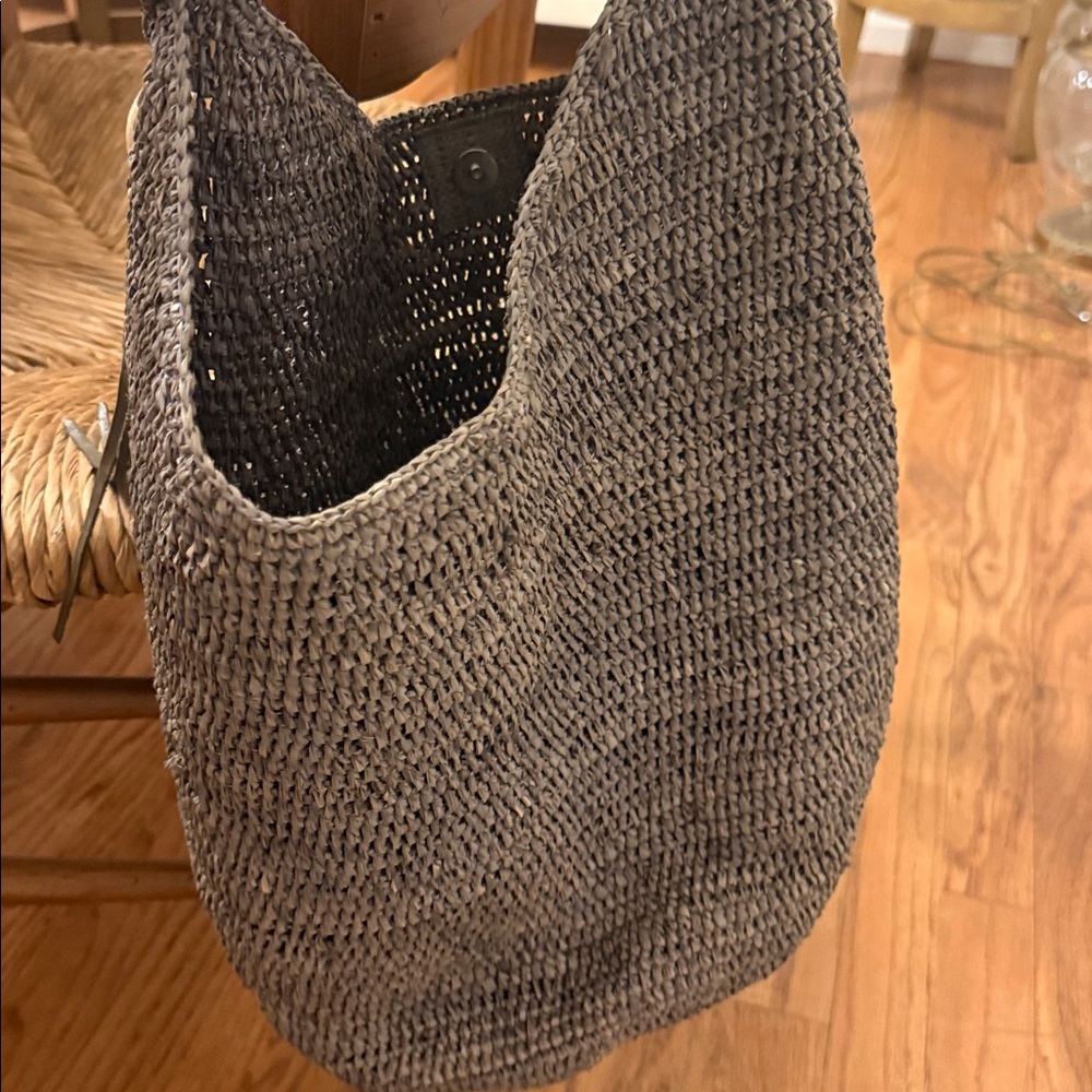 Mar y Sol woven bag in “dove” - Picture 9 of 10
